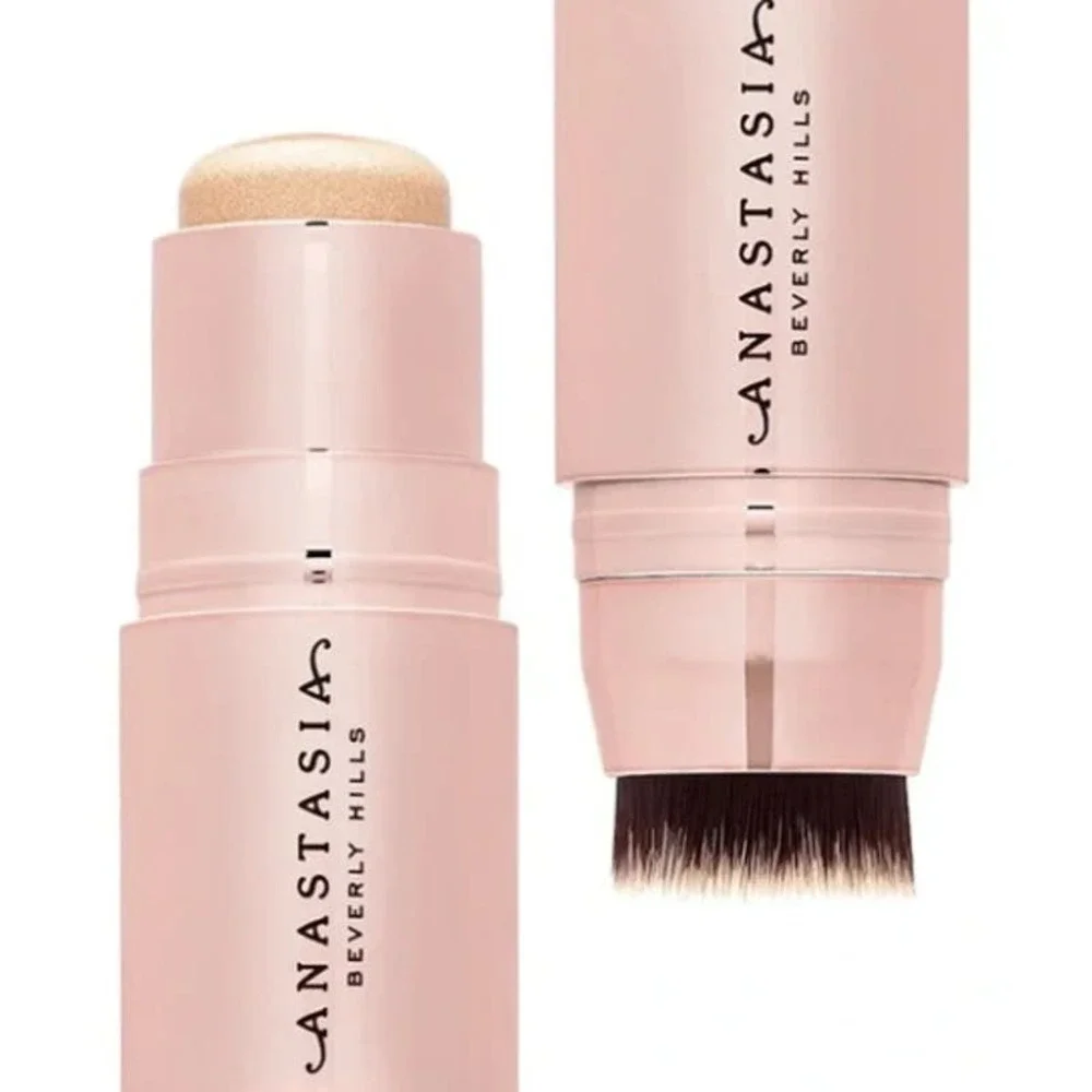 Anastasia Beverly Hills Stick Highlighter Dripping in Gold‎ BNIB